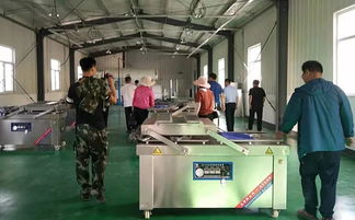 科技助农促振兴 县农业技术推广中心专家团队深入基地开展指导服务